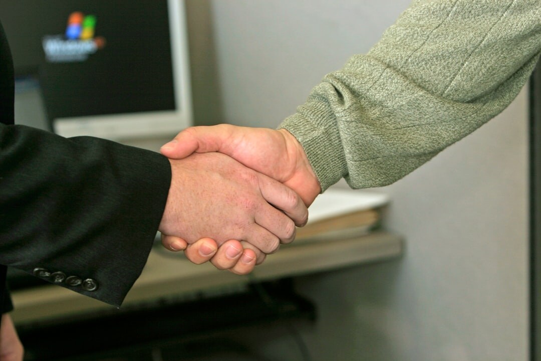 award ceremony handshake